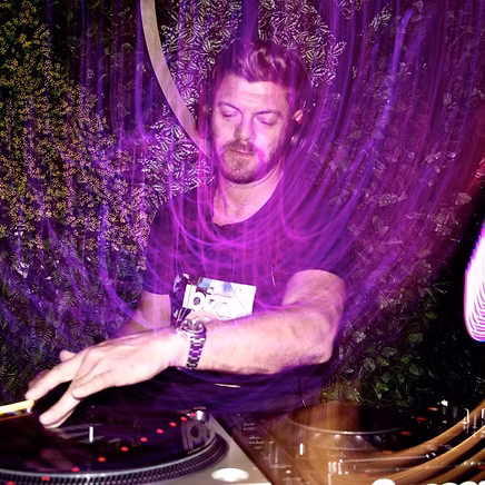 DJ Lee Kemp