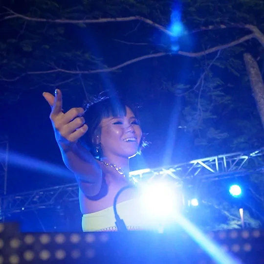 Sherry Alyssa performing at an event